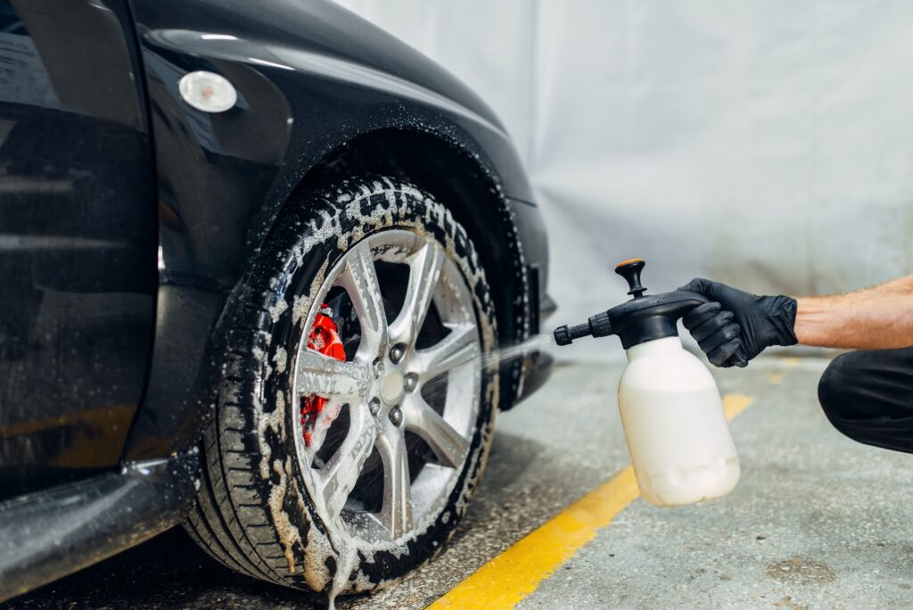 carwash-cleaning-the-wheels-with-a-special-agent.jpg